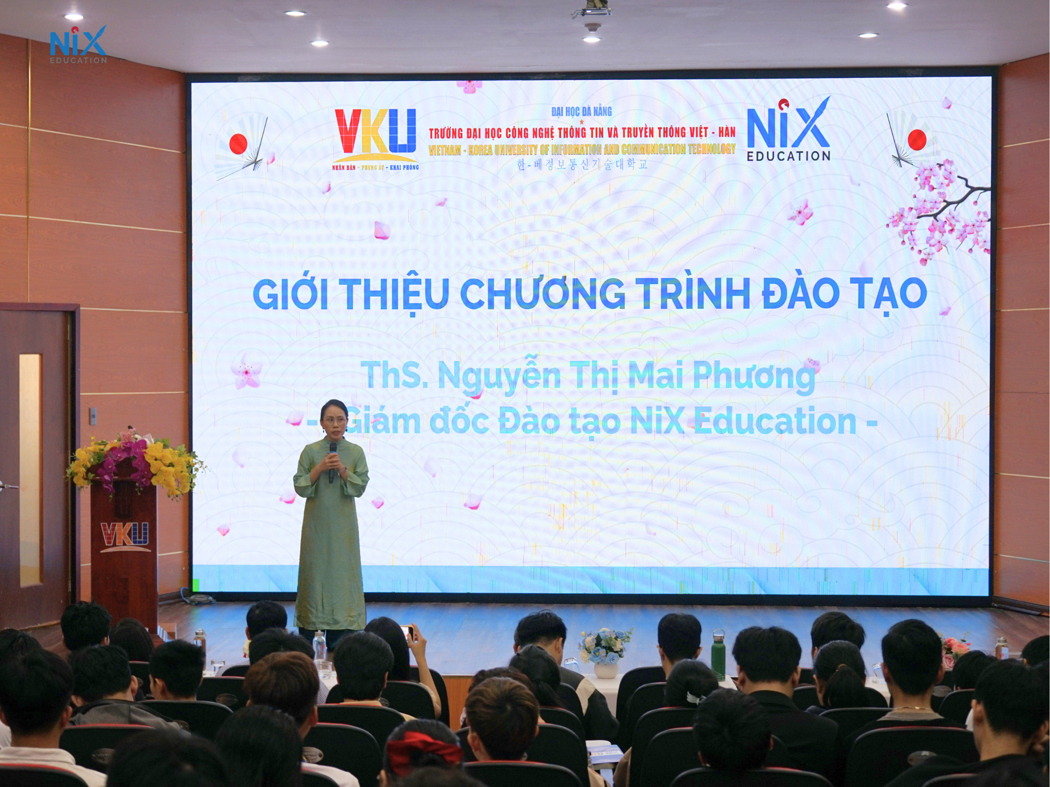 hoi-thao-tuyen-sinh-vku